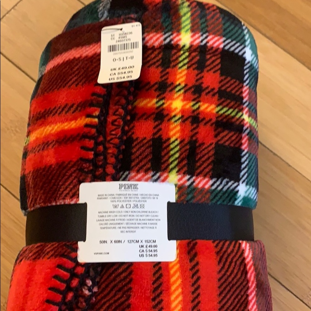 🆕 🎉HP🎉  PINK fleece blanket - Picture 2 of 2